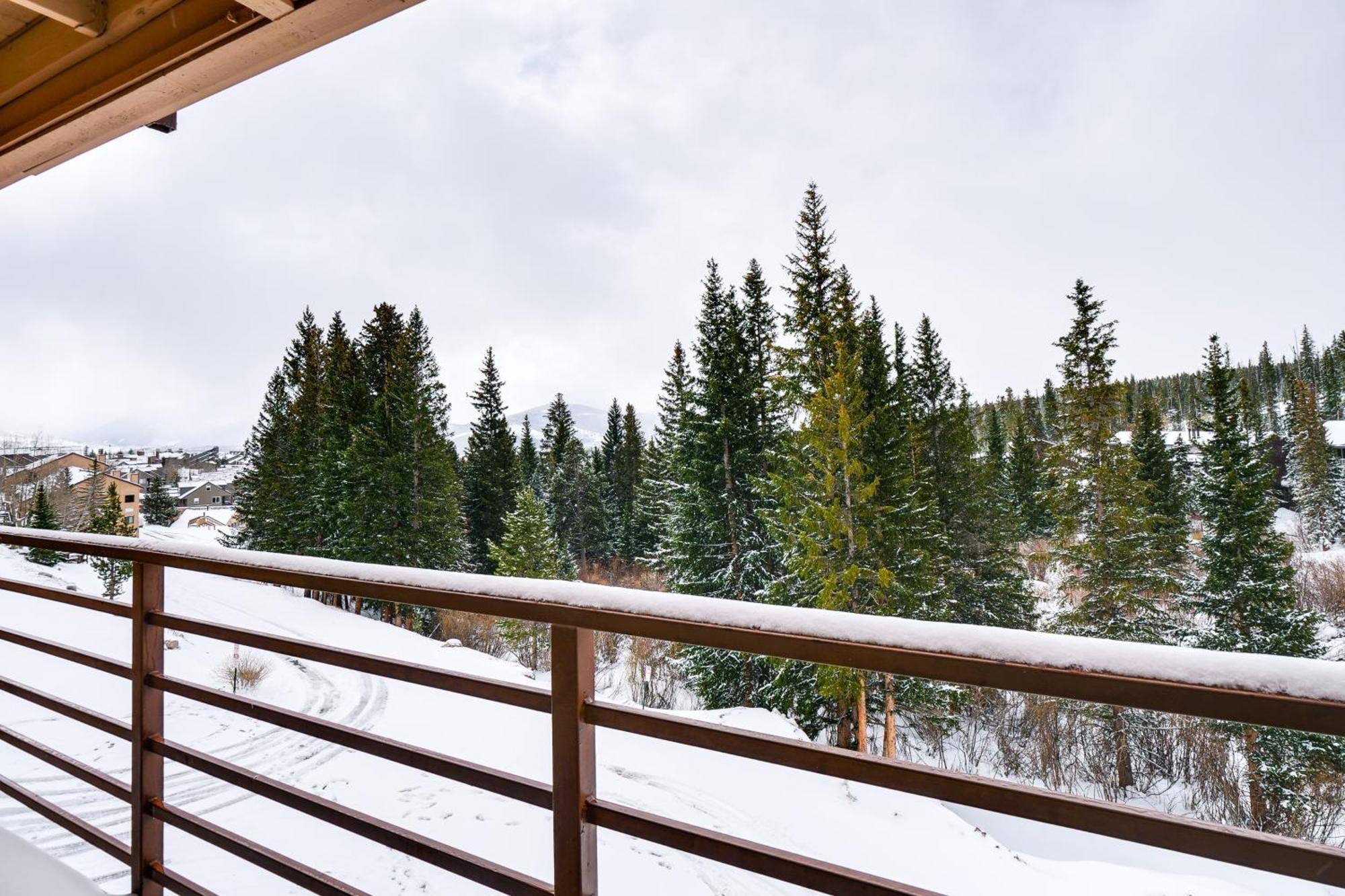 Rocky Mountain Retreat With View, 11 Mi To Keystone! Leilighet Silverthorne Eksteriør bilde